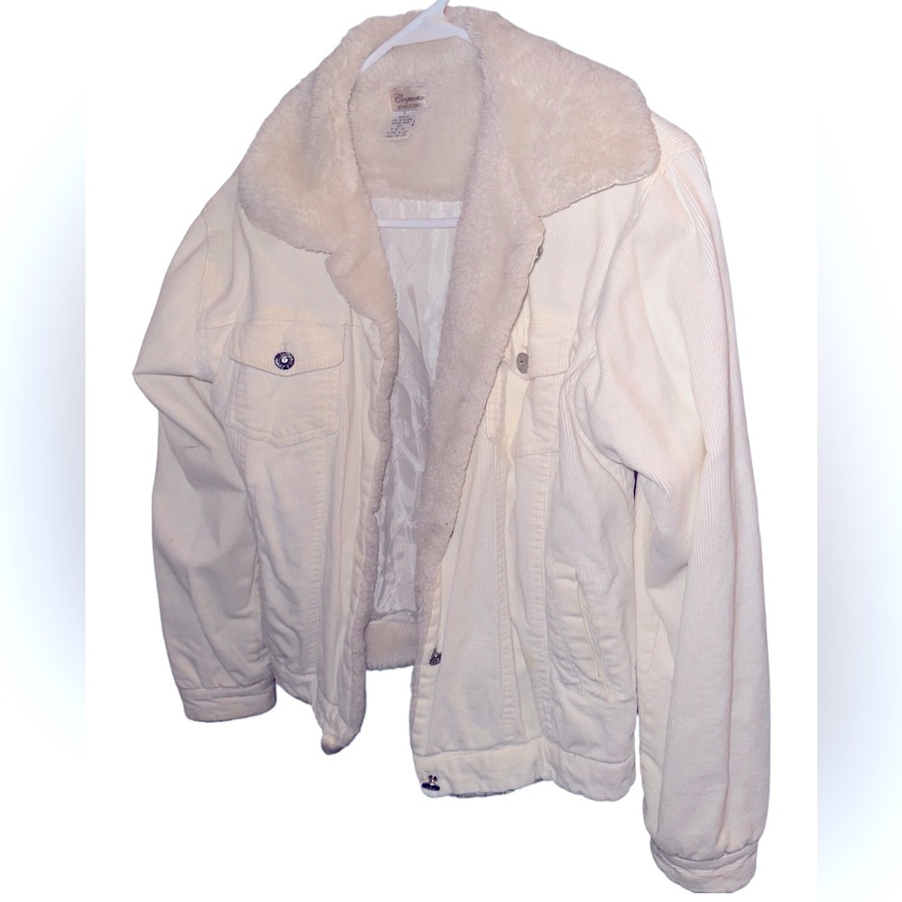 Coqueta International White Fur Coat